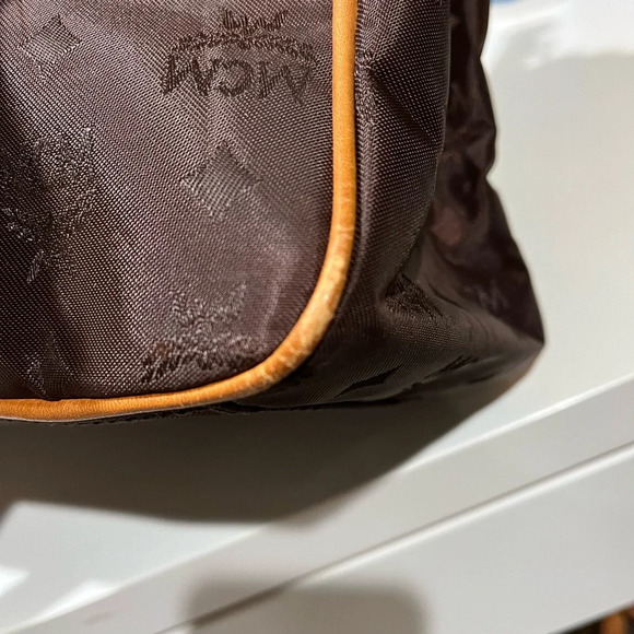 MCM Vintage Zippered Tote - Picture 8 of 16